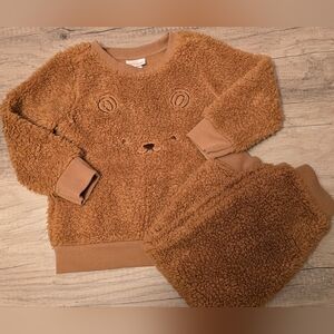 Cat & Jack Fuzzy Brown Kids Set